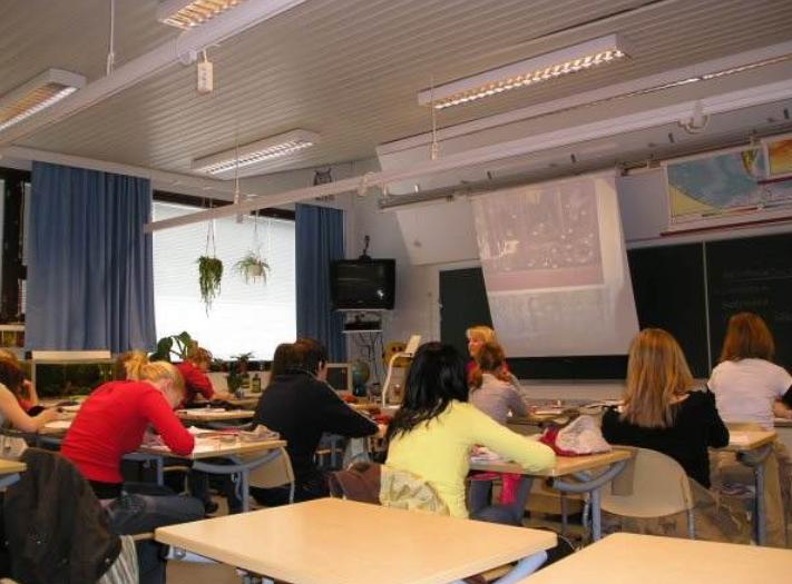 芬兰教育领先奥秘何在：学生自行决定学什么 怎么学